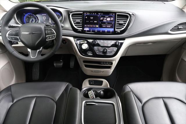 used 2023 Chrysler Pacifica car, priced at $30,784