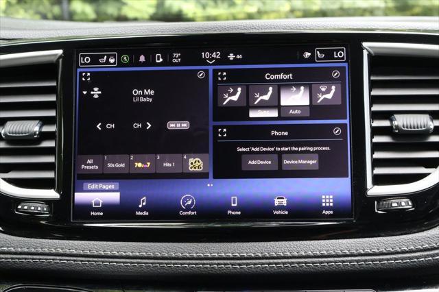 used 2023 Chrysler Pacifica car, priced at $30,784
