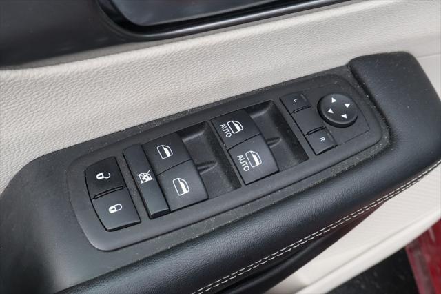 used 2023 Chrysler Pacifica car, priced at $32,561