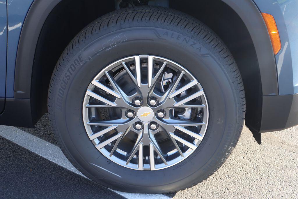 new 2026 Chevrolet Traverse car, priced at $46,345