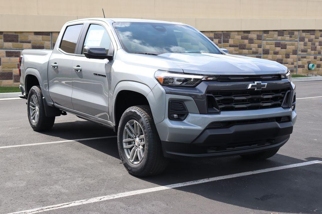 new 2024 Chevrolet Colorado car, priced at $46,555