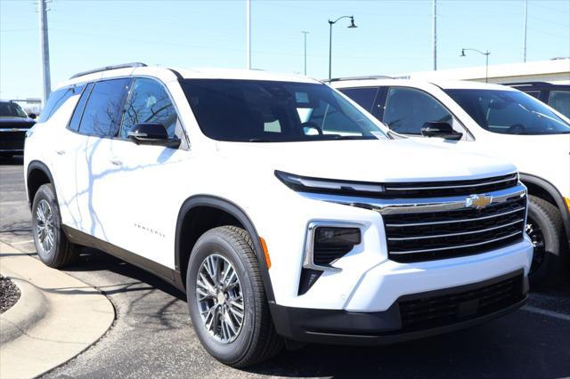 new 2025 Chevrolet Traverse car