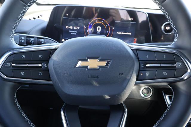 new 2025 Chevrolet Traverse car