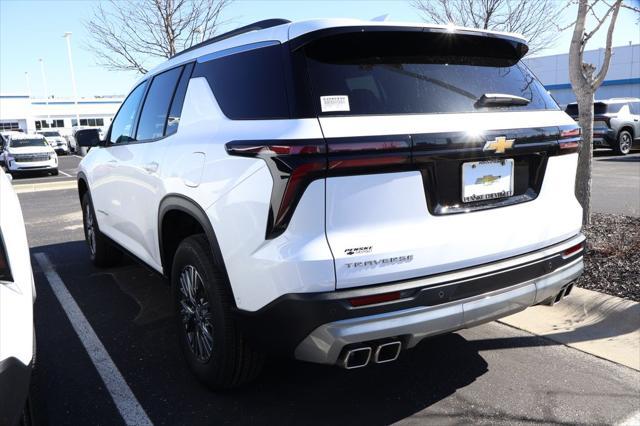 new 2025 Chevrolet Traverse car