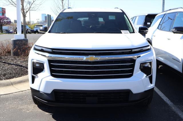 new 2025 Chevrolet Traverse car