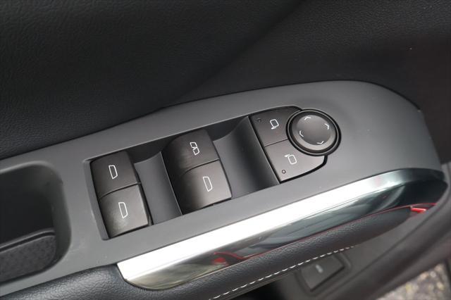 new 2025 Chevrolet Traverse car, priced at $48,989