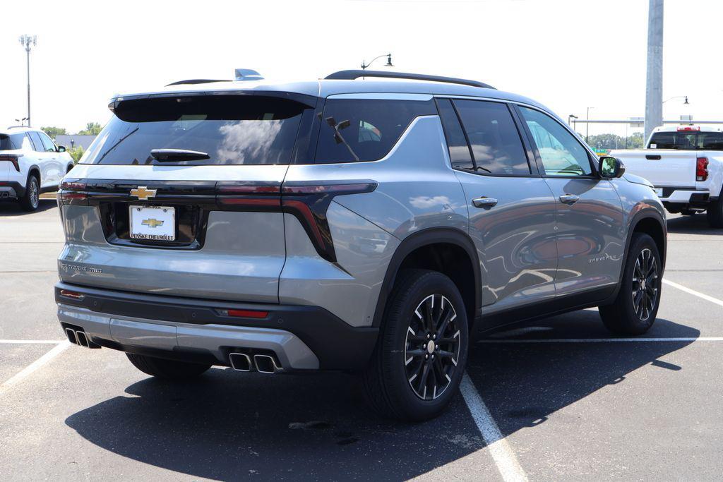 new 2026 Chevrolet Traverse car, priced at $53,355