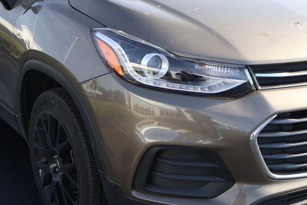 used 2022 Chevrolet Trax car, priced at $19,881