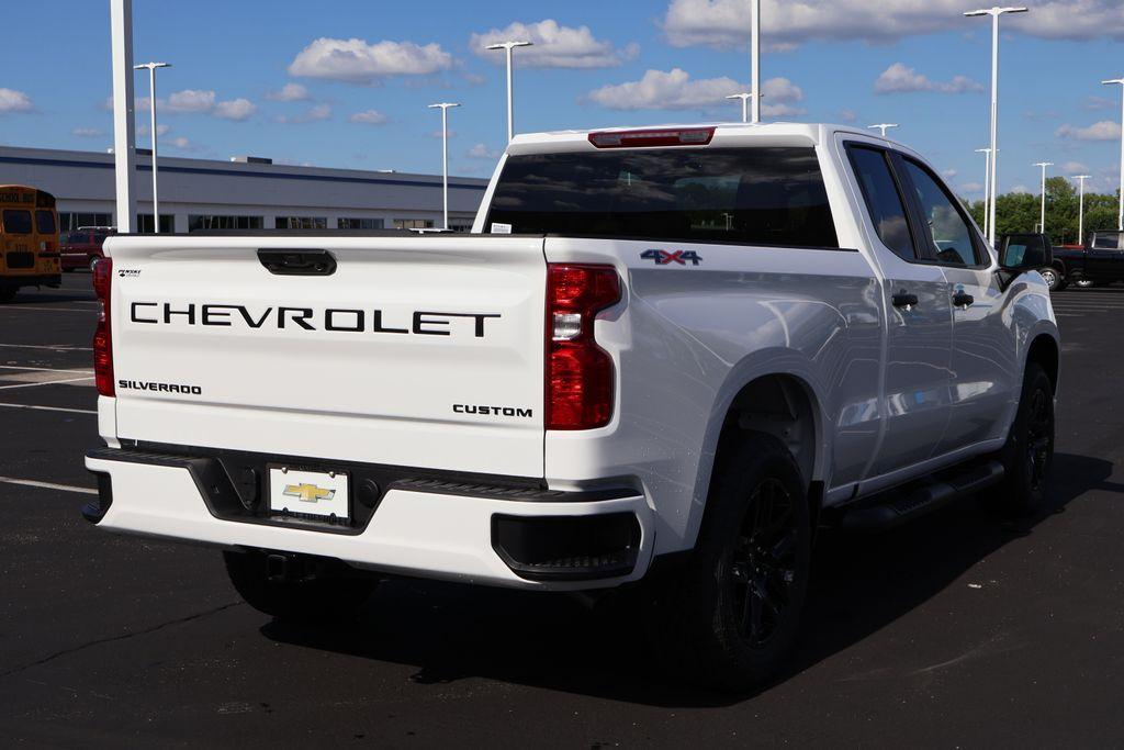 new 2024 Chevrolet Silverado 1500 car, priced at $49,735