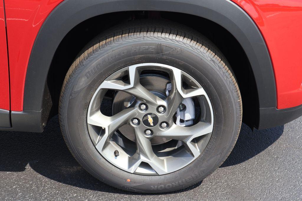 new 2026 Chevrolet Trax car, priced at $25,985
