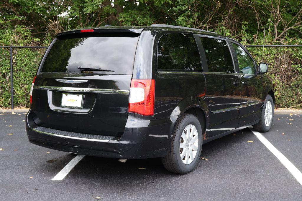 used 2013 Chrysler Town & Country car, priced at $9,783