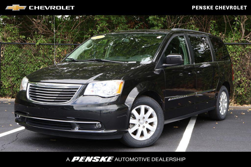 used 2013 Chrysler Town & Country car, priced at $9,783