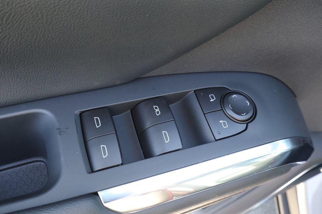 new 2026 Chevrolet Traverse car, priced at $57,455