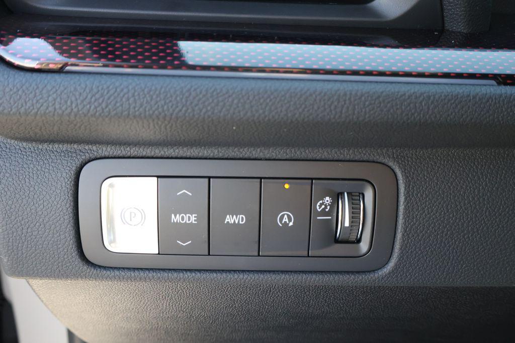 new 2026 Chevrolet Traverse car, priced at $57,455