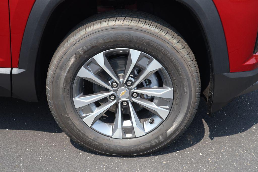 new 2026 Chevrolet Equinox car, priced at $30,490