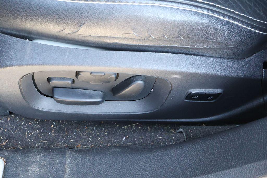 used 2012 Ford Taurus car, priced at $6,421