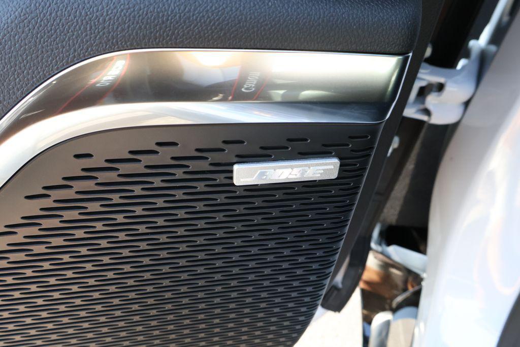 new 2026 Chevrolet Traverse car, priced at $61,829