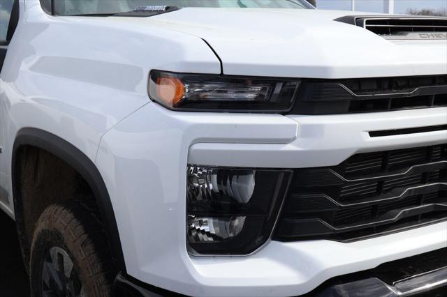 new 2025 Chevrolet Silverado 2500 car, priced at $69,435