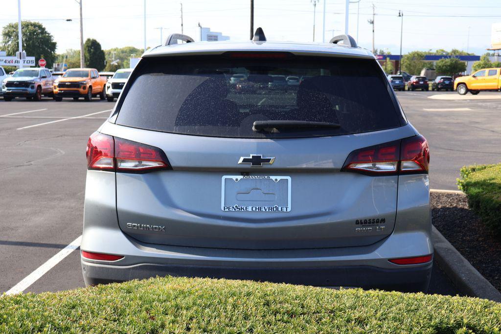 used 2024 Chevrolet Equinox car, priced at $25,321