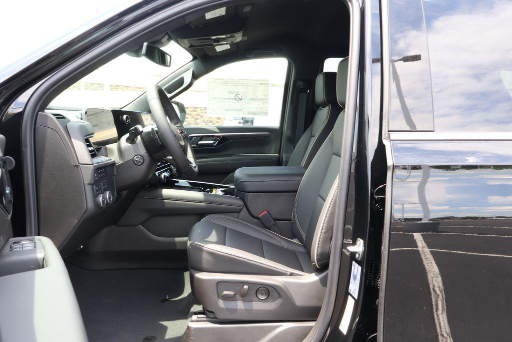 new 2025 Chevrolet Tahoe car, priced at $78,795