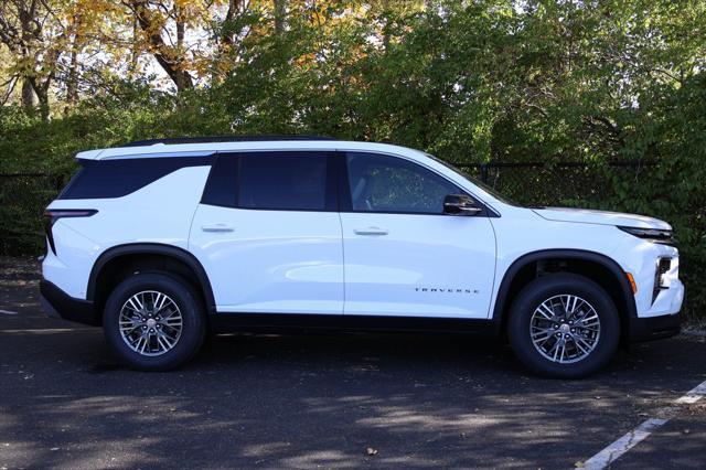 new 2024 Chevrolet Traverse car, priced at $44,675