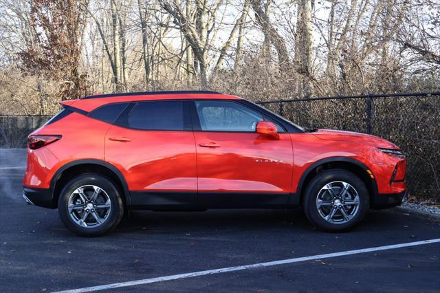 new 2025 Chevrolet Blazer car, priced at $38,985