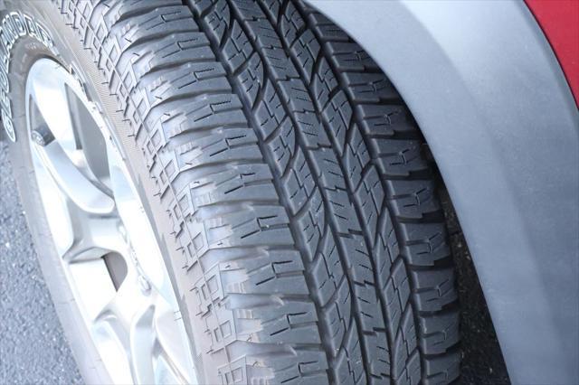 used 2019 Jeep Cherokee car, priced at $21,983