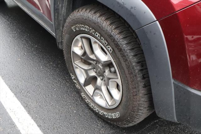 used 2019 Jeep Cherokee car, priced at $22,891
