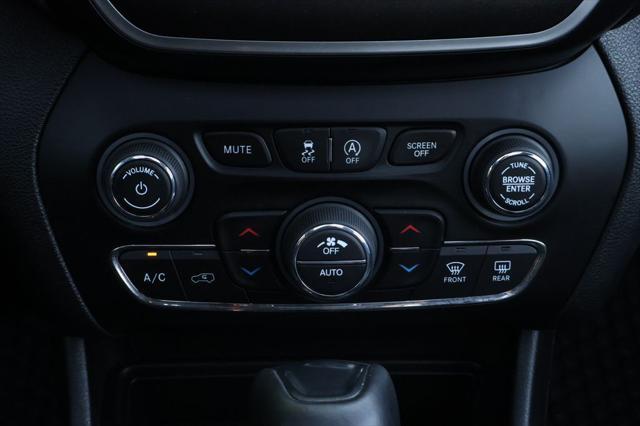 used 2019 Jeep Cherokee car, priced at $21,983