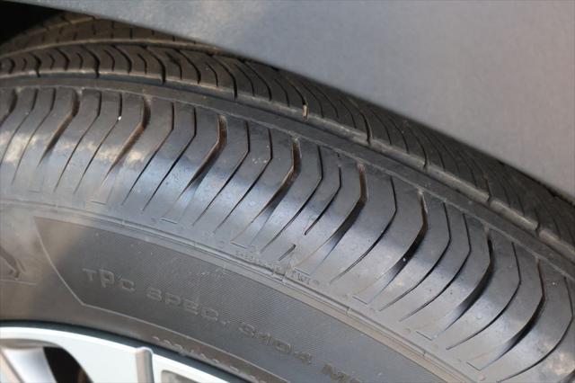used 2024 Buick Envision car, priced at $29,672