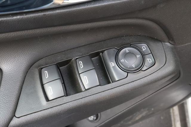 used 2022 Chevrolet Equinox car, priced at $23,701