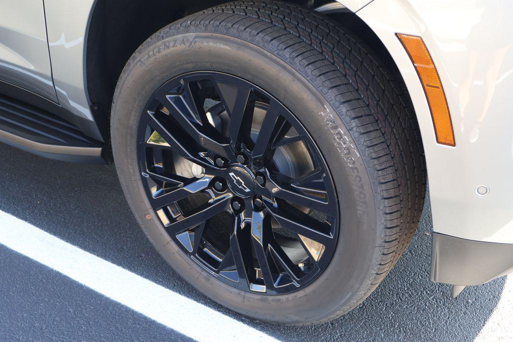 new 2025 Chevrolet Suburban car, priced at $91,365