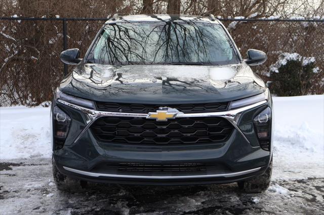 new 2025 Chevrolet Trax car, priced at $26,230