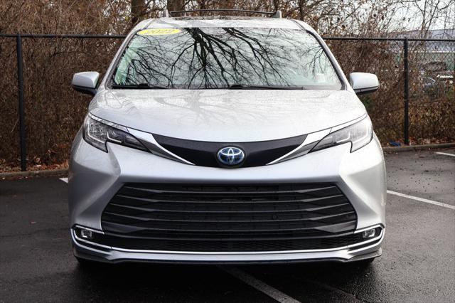 used 2022 Toyota Sienna car, priced at $39,581