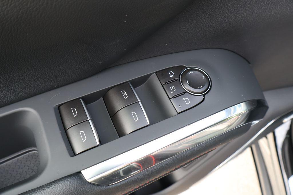 new 2026 Chevrolet Traverse car, priced at $59,594