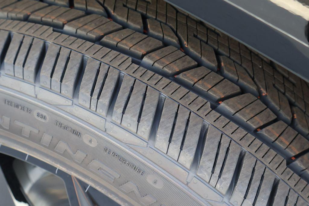 new 2026 Chevrolet Traverse car, priced at $59,594