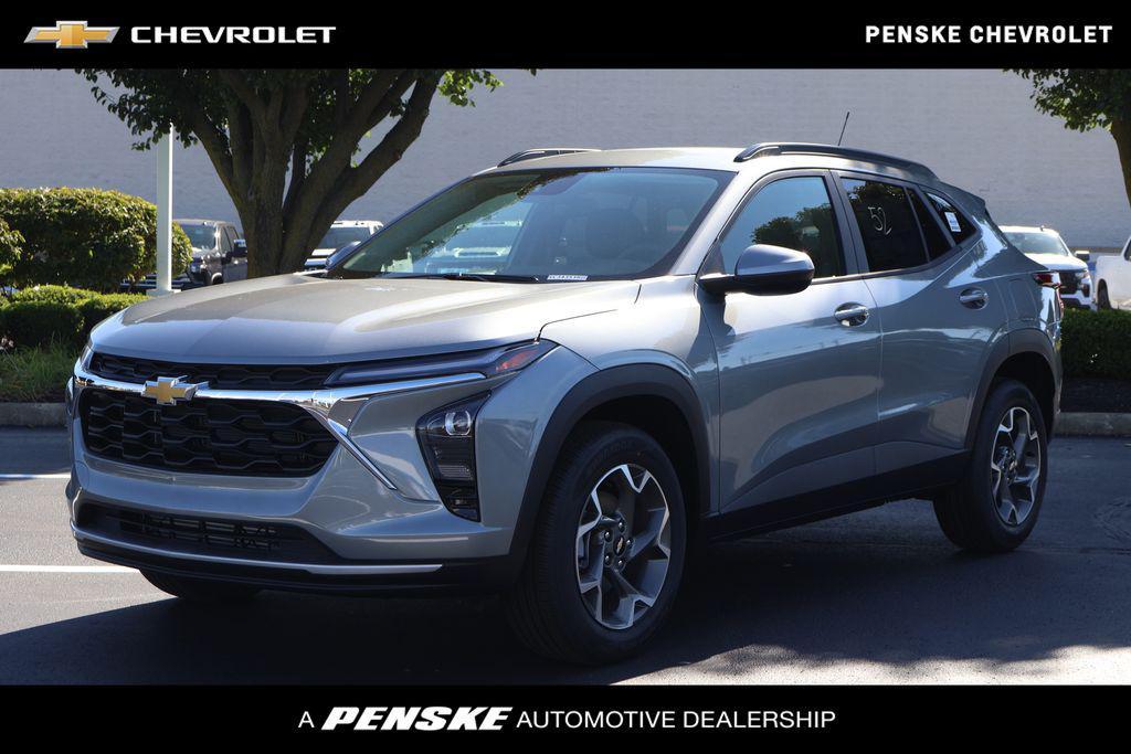 new 2025 Chevrolet Trax car, priced at $25,485