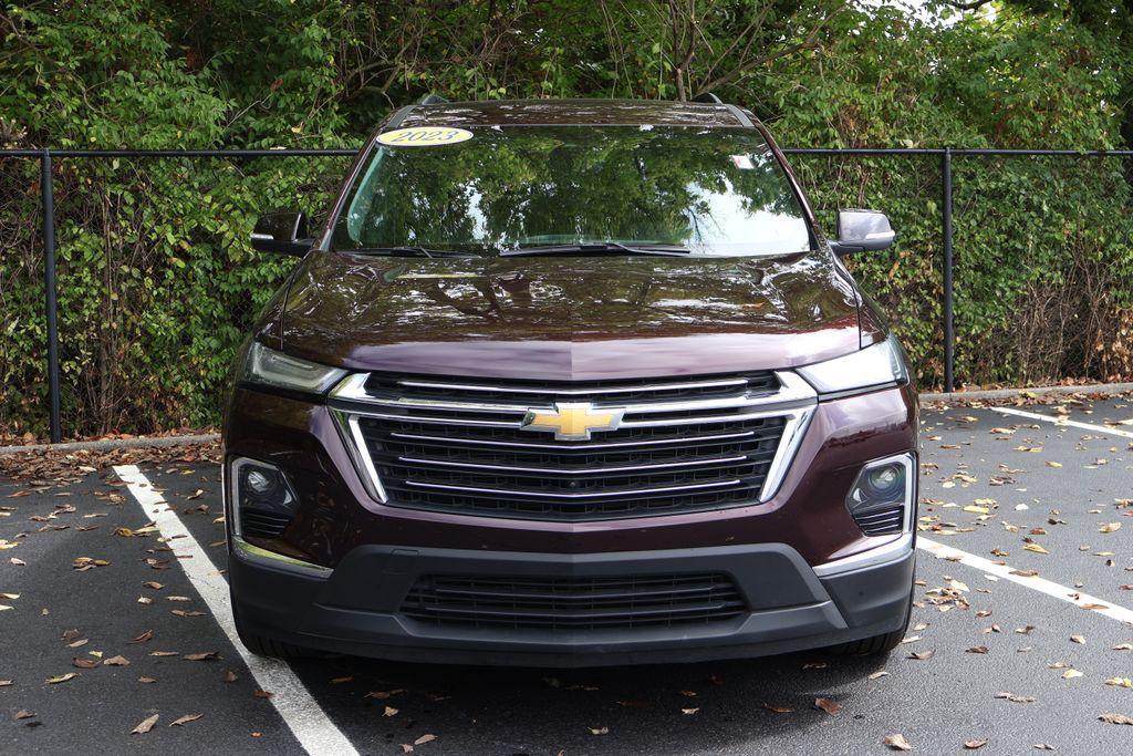 used 2023 Chevrolet Traverse car, priced at $27,633
