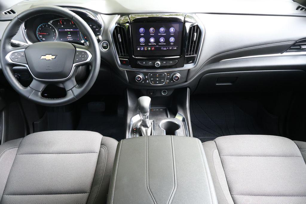 used 2023 Chevrolet Traverse car, priced at $27,633