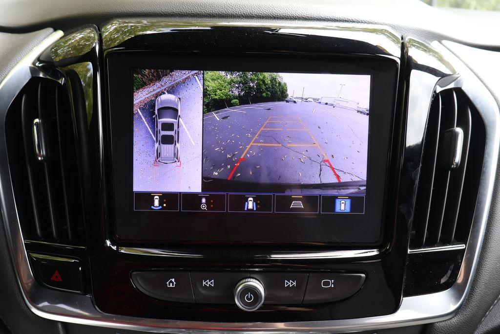 used 2023 Chevrolet Traverse car, priced at $27,633