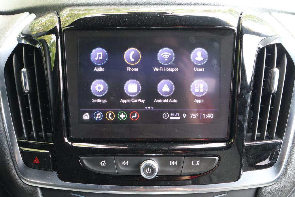 used 2023 Chevrolet Traverse car, priced at $27,633