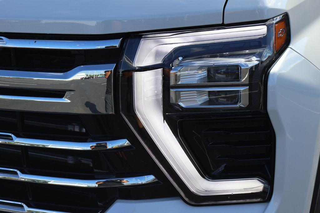 new 2024 Chevrolet Silverado 3500 car, priced at $83,015