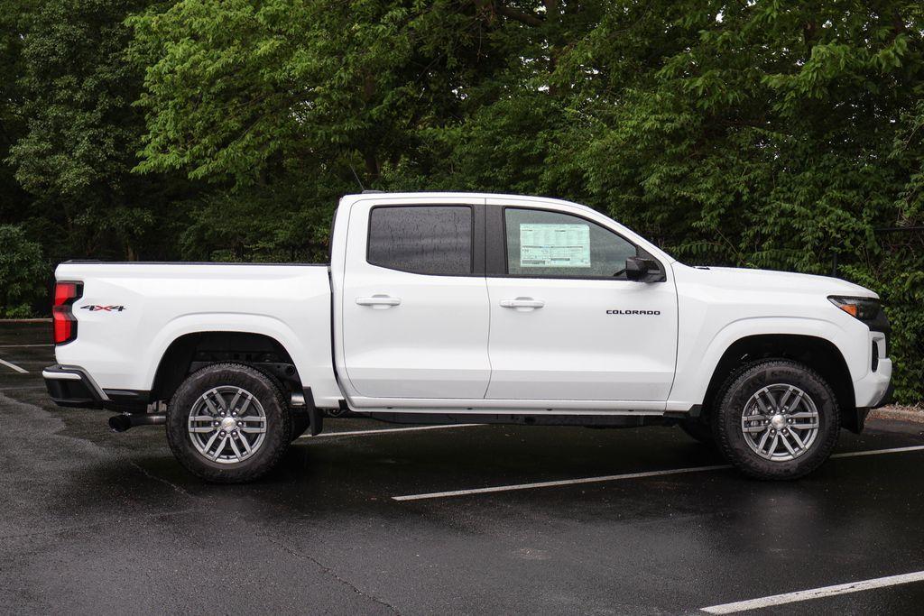 new 2024 Chevrolet Colorado car, priced at $47,055