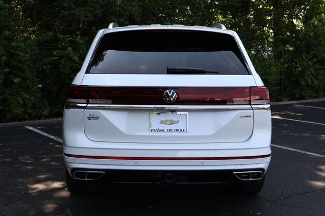 used 2024 Volkswagen Atlas car, priced at $43,643