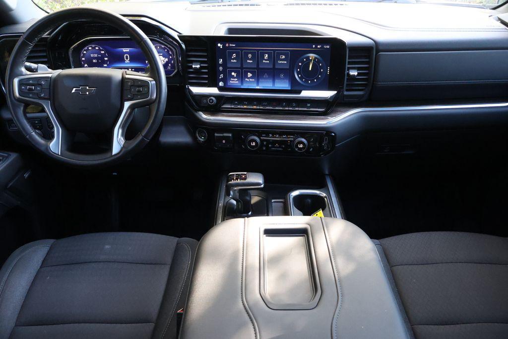 used 2022 Chevrolet Silverado 1500 car, priced at $40,983