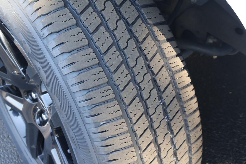 used 2022 Chevrolet Silverado 1500 car, priced at $40,983