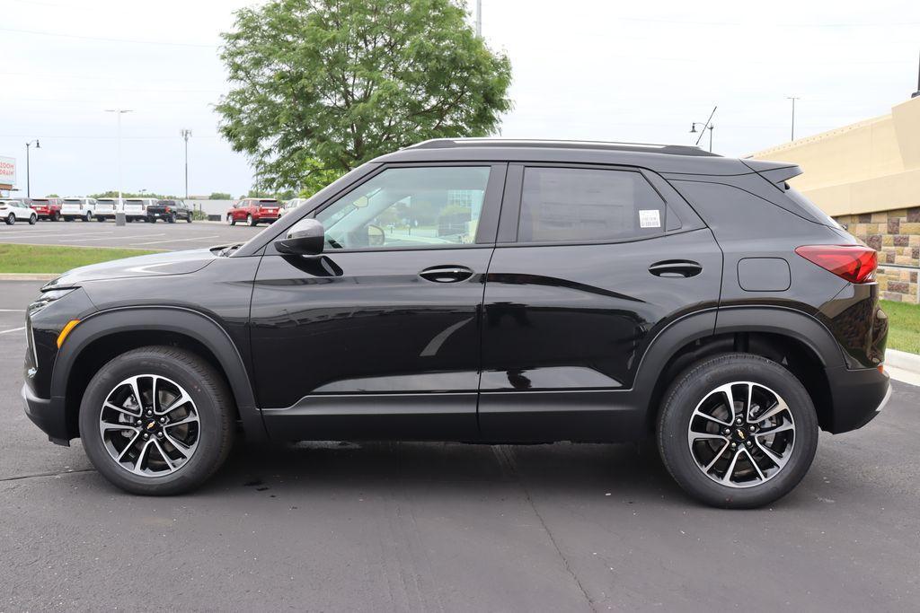 new 2024 Chevrolet TrailBlazer car, priced at $28,030