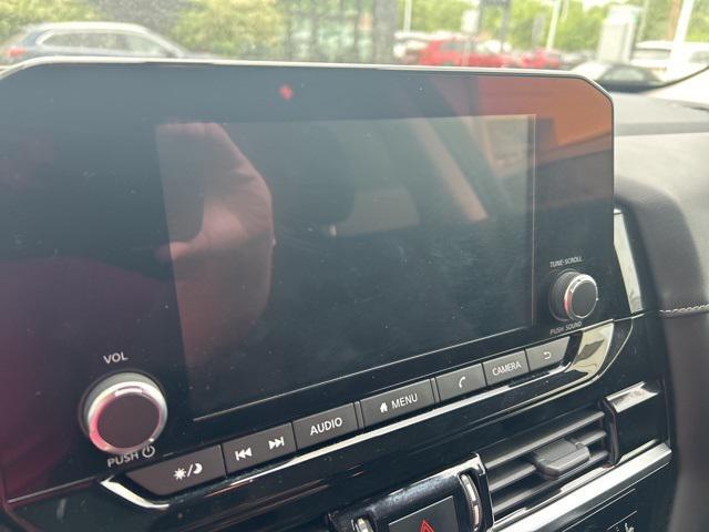 used 2022 Nissan Pathfinder car, priced at $30,499