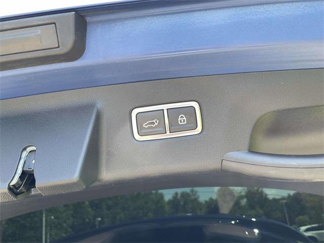 used 2021 Kia Sorento car, priced at $24,442