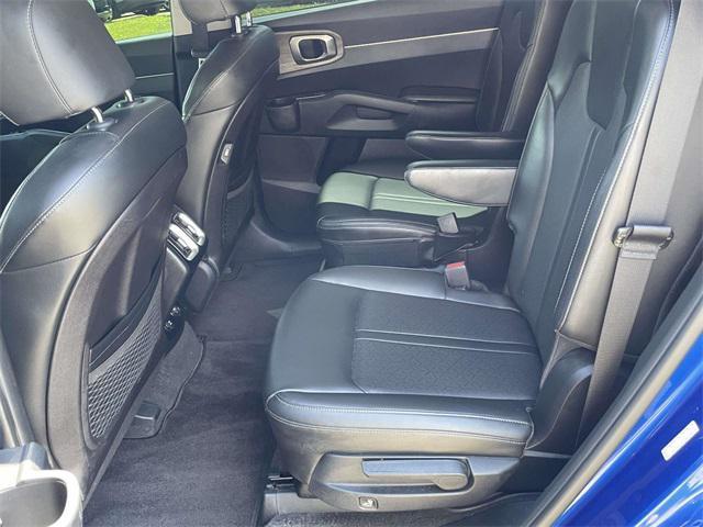 used 2021 Kia Sorento car, priced at $24,442